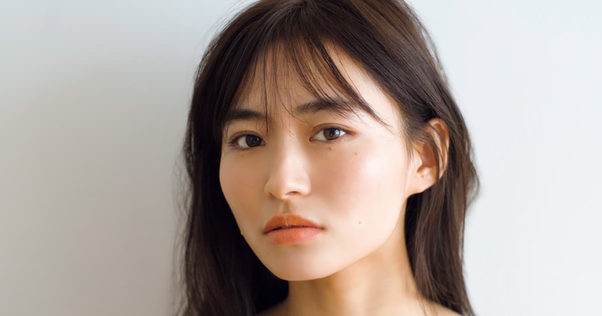 桜田茉央 Fカップ「ハミ出し注意!」