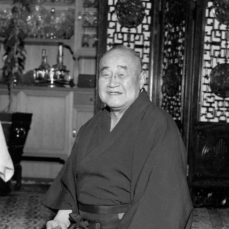 旧吉田茂邸落成式に「麻生太郎の放言」